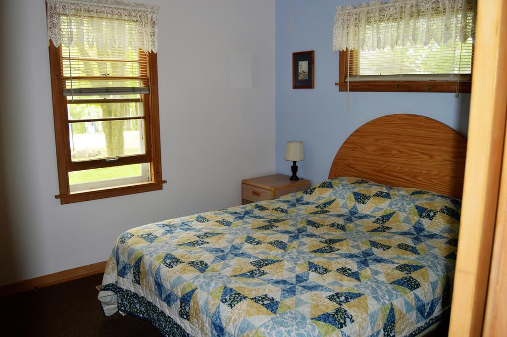 Baileys Sunset Cottages Baileys Harbor Exterior foto